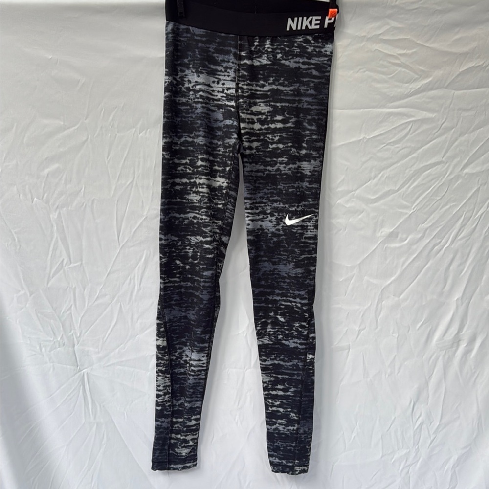 Nike Pro Dri Fit Black and Gray Leggings with Abstract Pattern